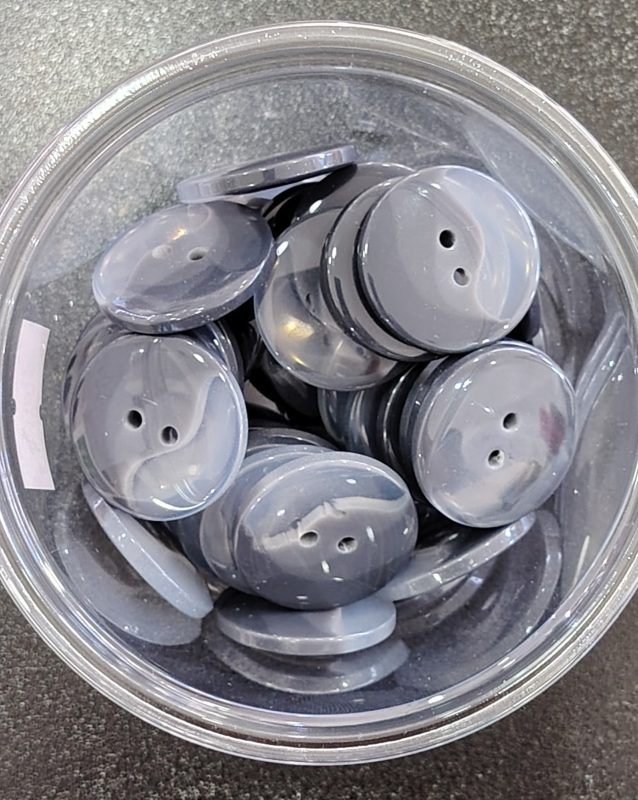 Boton Grande Acrilico Degradado Gris
