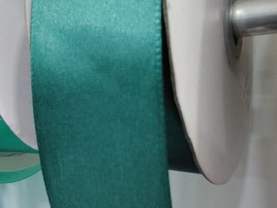 Cinta Satin Generica 4.00cm Color Verde Botella X Metro — MKS Mercería