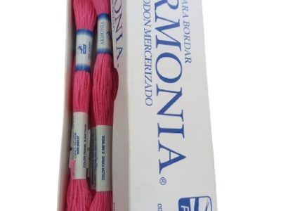 Hilo Pasa Para Bordar Madeja Color Fucsia — MKS Mercería