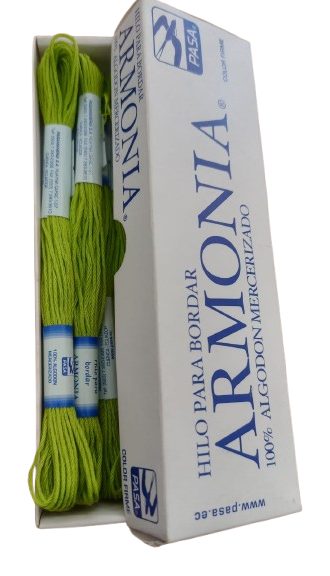 Hilo Pasa Para Bordar Madeja Color Verde Vivo — MKS Mercería