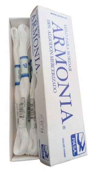 Hilo Pasa Para Bordar Madeja Color Blanco — MKS Mercería