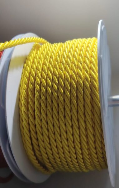 Cordon Trenzado Pasa Color Amarillo X Metro — MKS Mercería