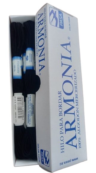 Hilo Pasa Para Bordar Madeja Color Negro — MKS Mercería